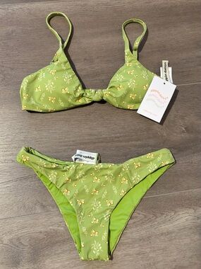 Dippin' Daisy's NWT bikini set
